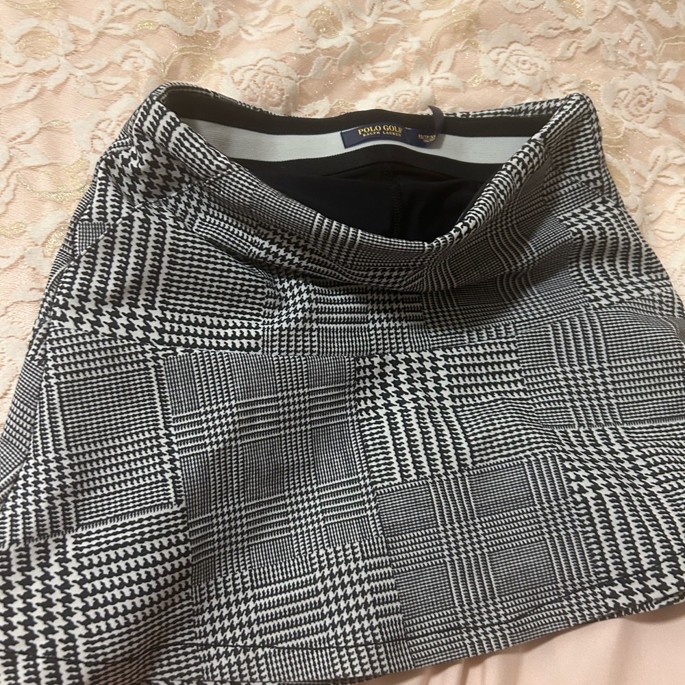 Polo Golf Black and White Skirt - Picture 6 of 7